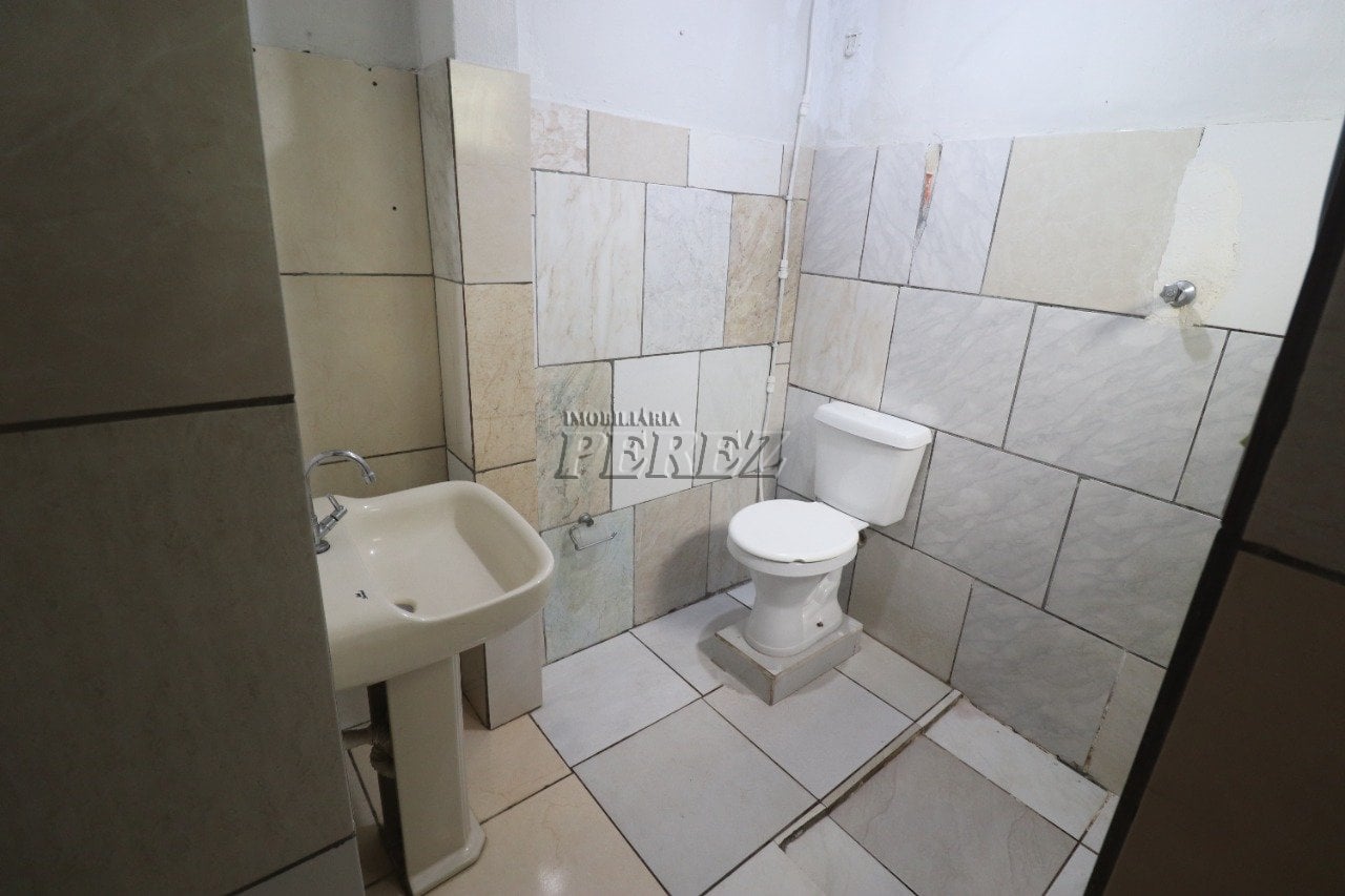 Casa para alugar na região oeste de Londrina - Santa Rita