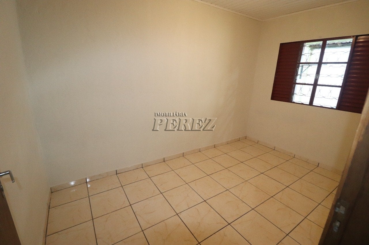 Casa para alugar na região oeste de Londrina - Santa Rita