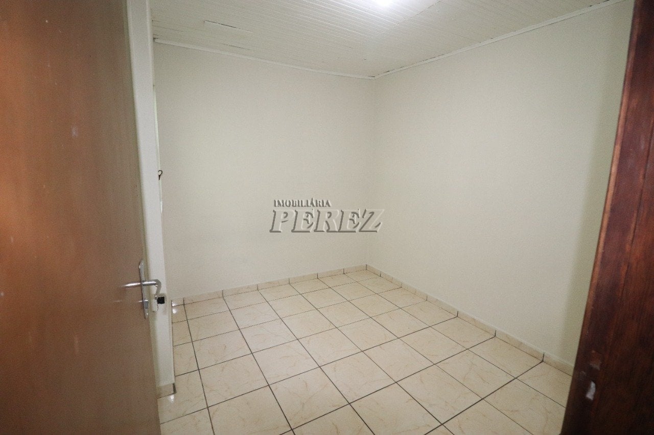 Casa para alugar na região oeste de Londrina - Santa Rita