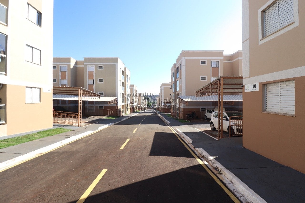 Apartamento para alugar na região norte de Londrina - Edifício Alameda Europa