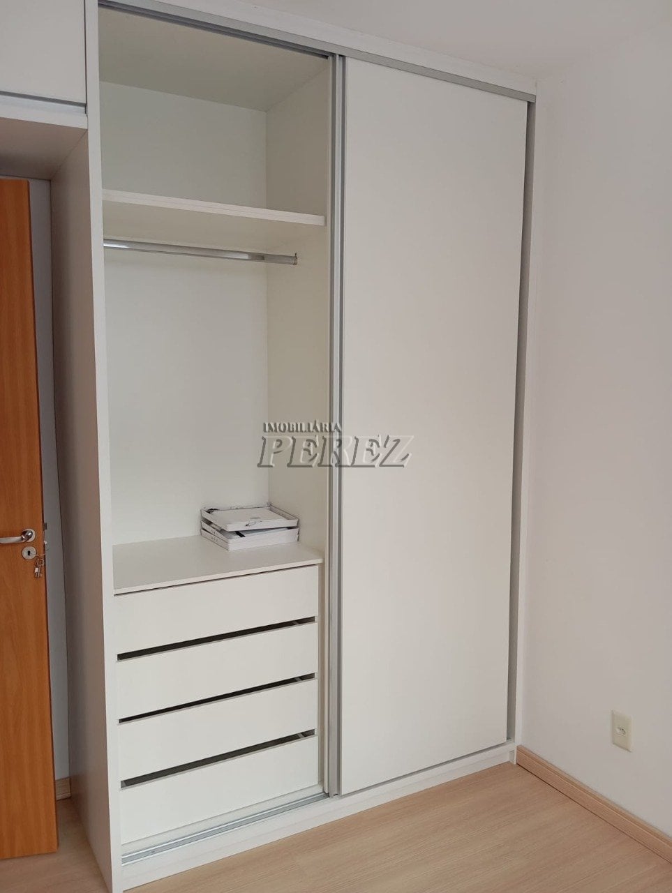 Apartamento para alugar no Acquaville em Londrina, Edifício Lagoa Bonita