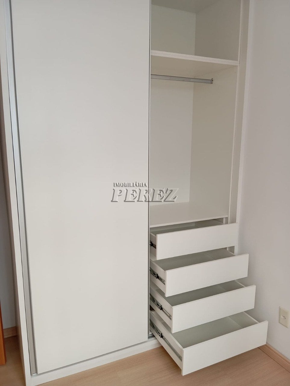 Apartamento para alugar no Acquaville em Londrina, Edifício Lagoa Bonita