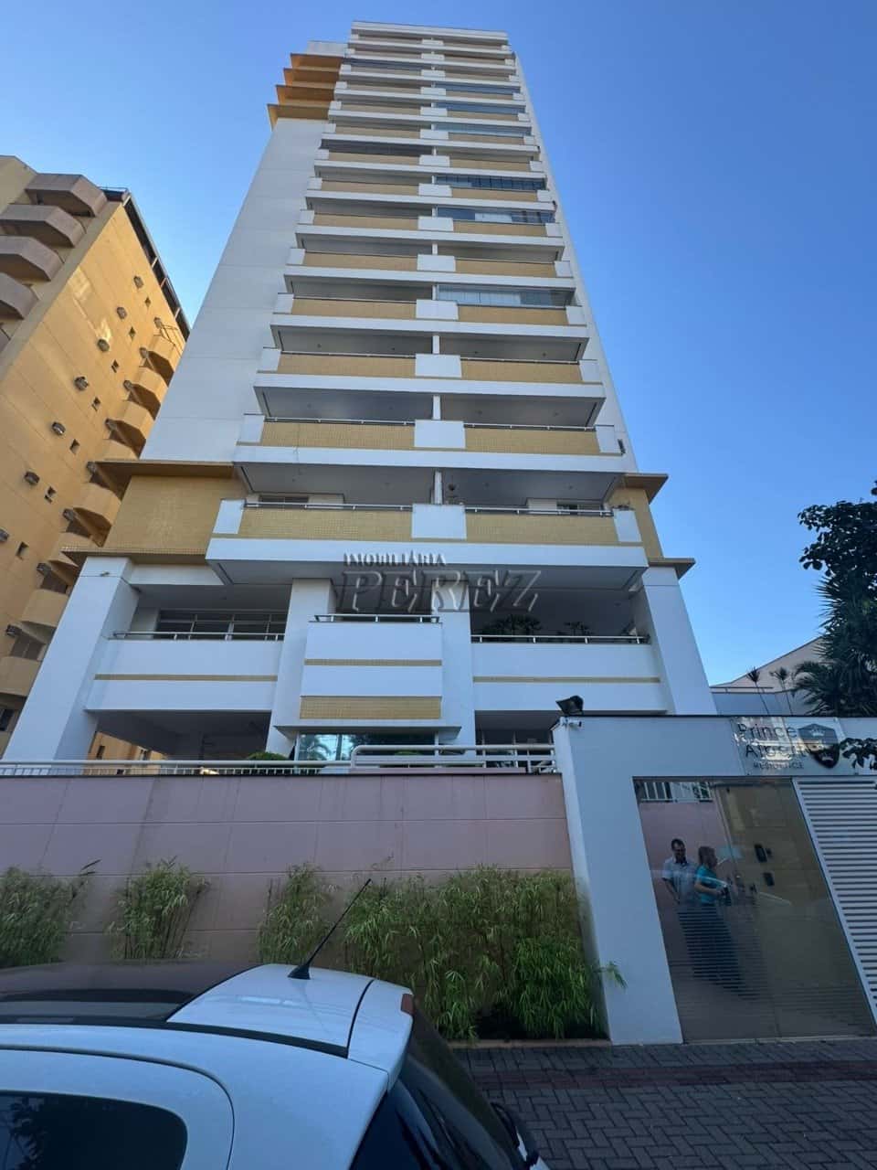Apartamento à venda no Prince Albert - Região Central de Londrina — foto principal