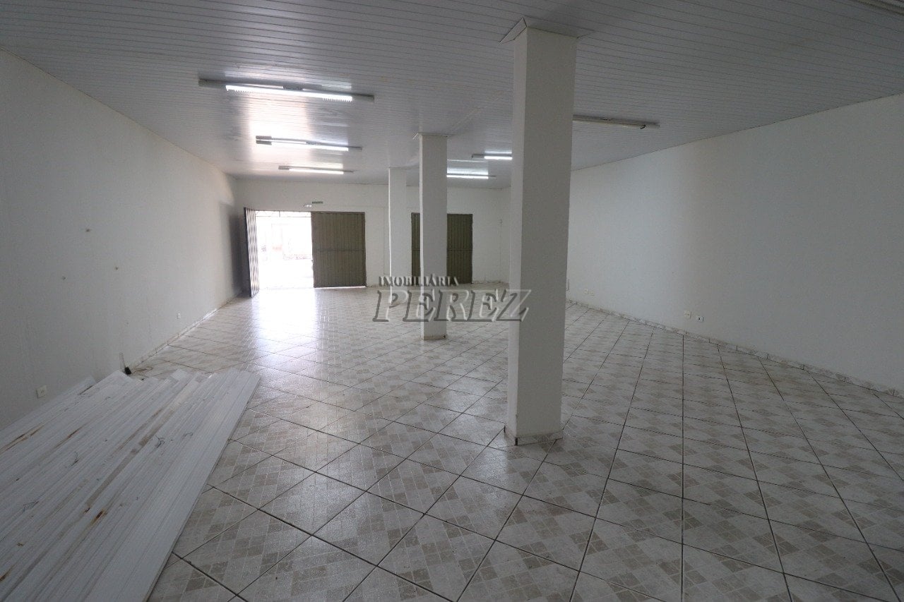 Imóvel comercial para alugar no Jardim Aeroporto, região leste de Londrina.