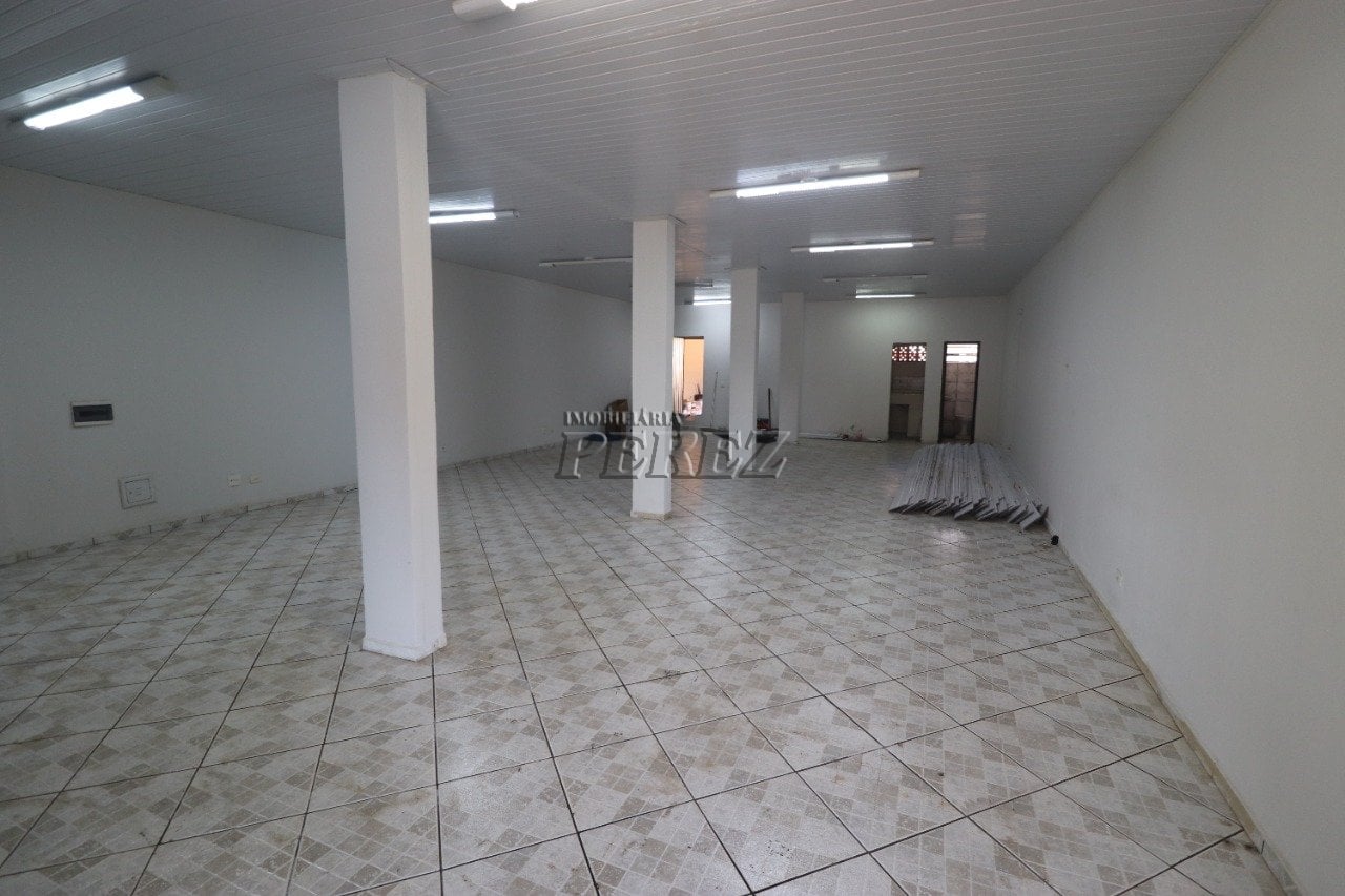 Imóvel comercial para alugar no Jardim Aeroporto, região leste de Londrina.