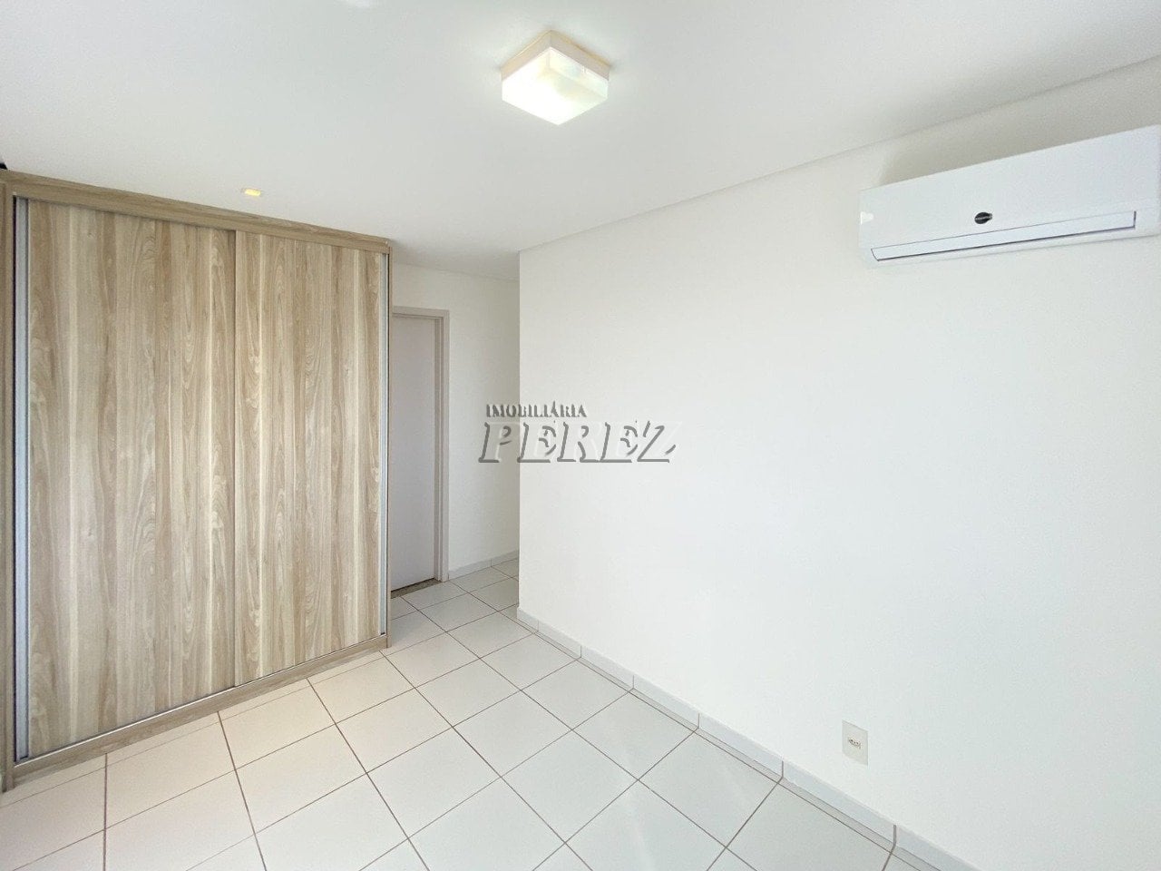 Apartamento para venda no condomínio Jardim de Ester