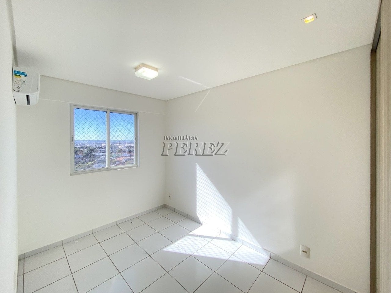 Apartamento para venda no condomínio Jardim de Ester