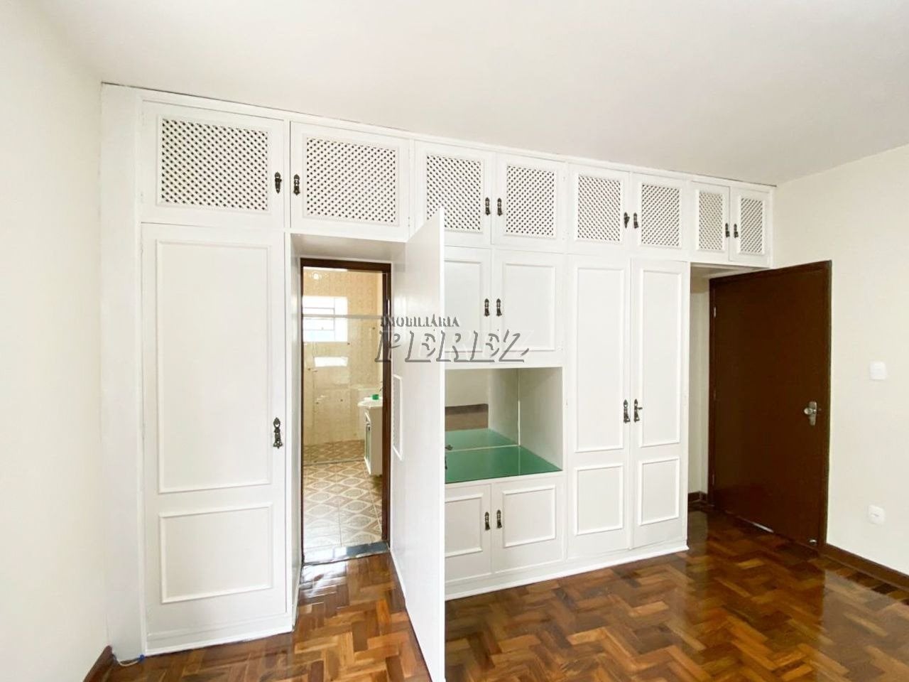 Casa para alugar no Lago Parque, região central de Londrina.