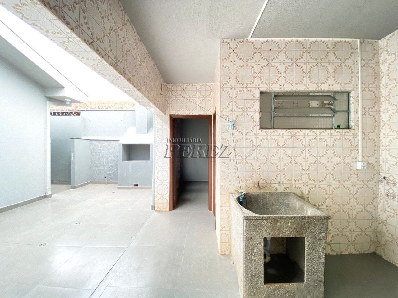 Casa para alugar no Lago Parque, região central de Londrina.