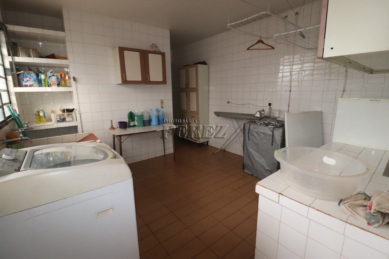 Casa para alugar no Quebec na região oeste de Londrina.