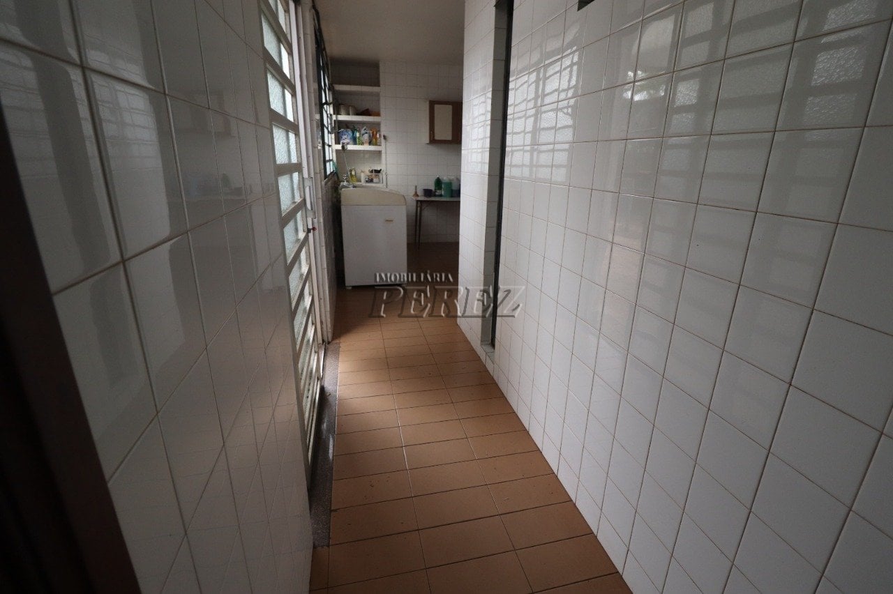 Casa para alugar no Quebec na região oeste de Londrina.
