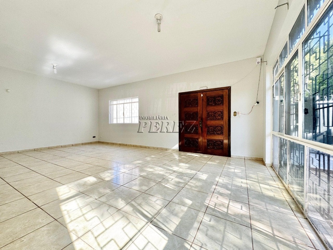 Casa comercial à venda e locação na Rua Belo Horizonte no centro de Londrina