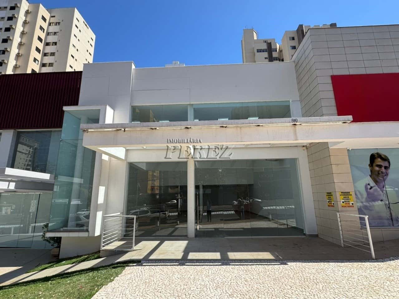 Sala comercial para alugar na Av Higienópolis, no centro de Londrina — foto principal