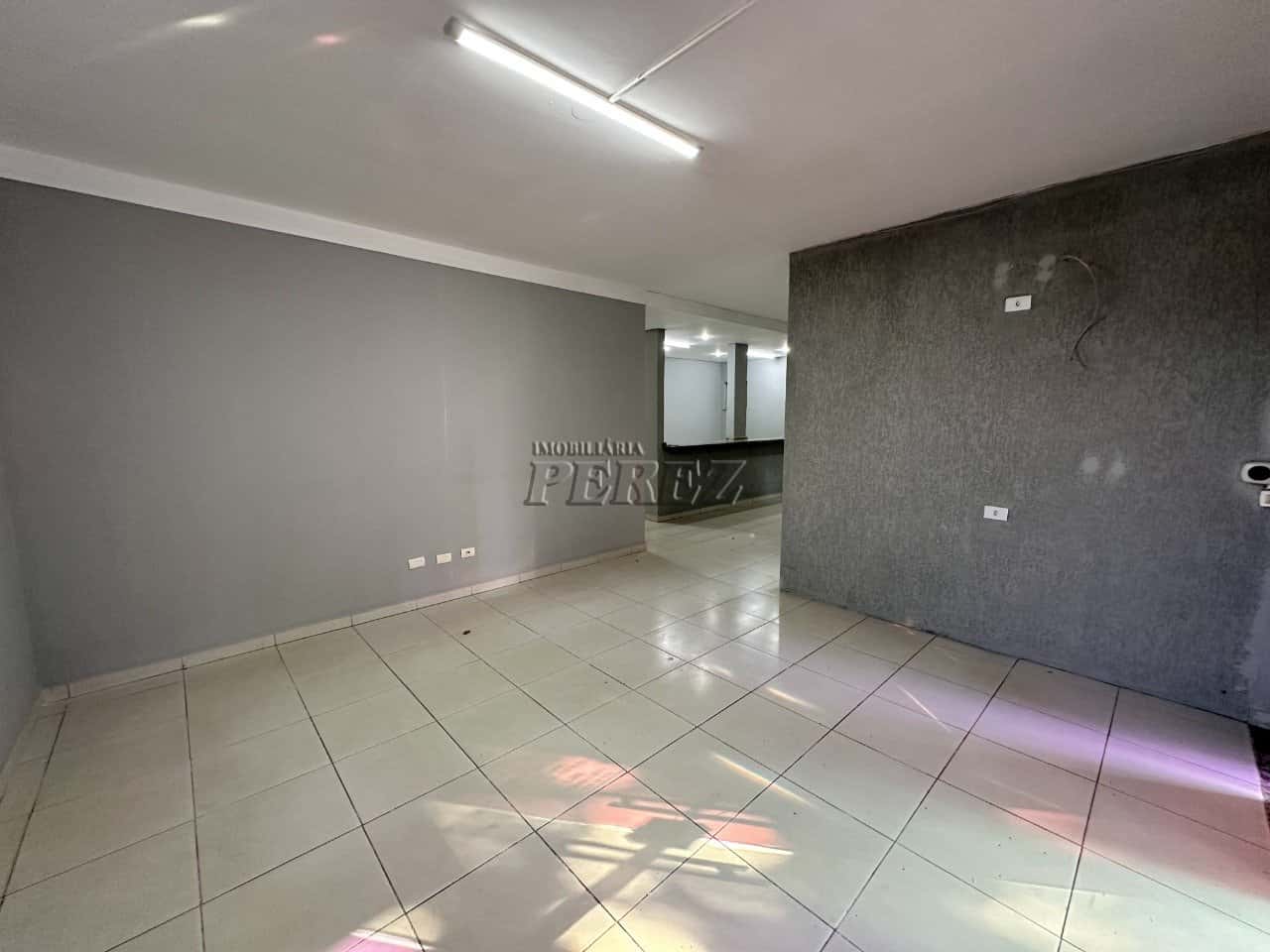 Casa comercial para alugar no Lago Parque - Região central de Londrina — foto principal