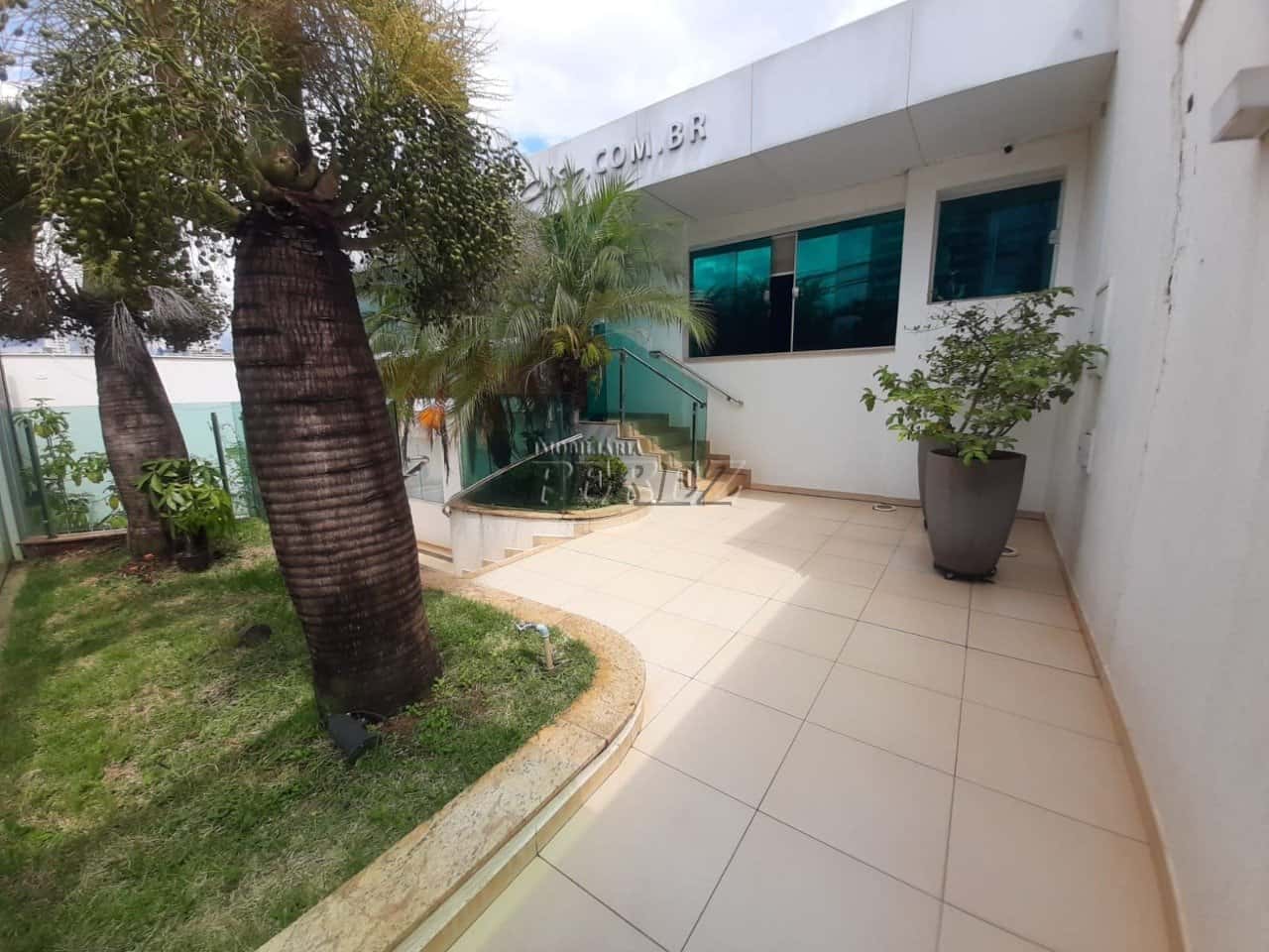 Casa comercial para alugar no centro de Londrina - Rua Ibiporã — foto principal
