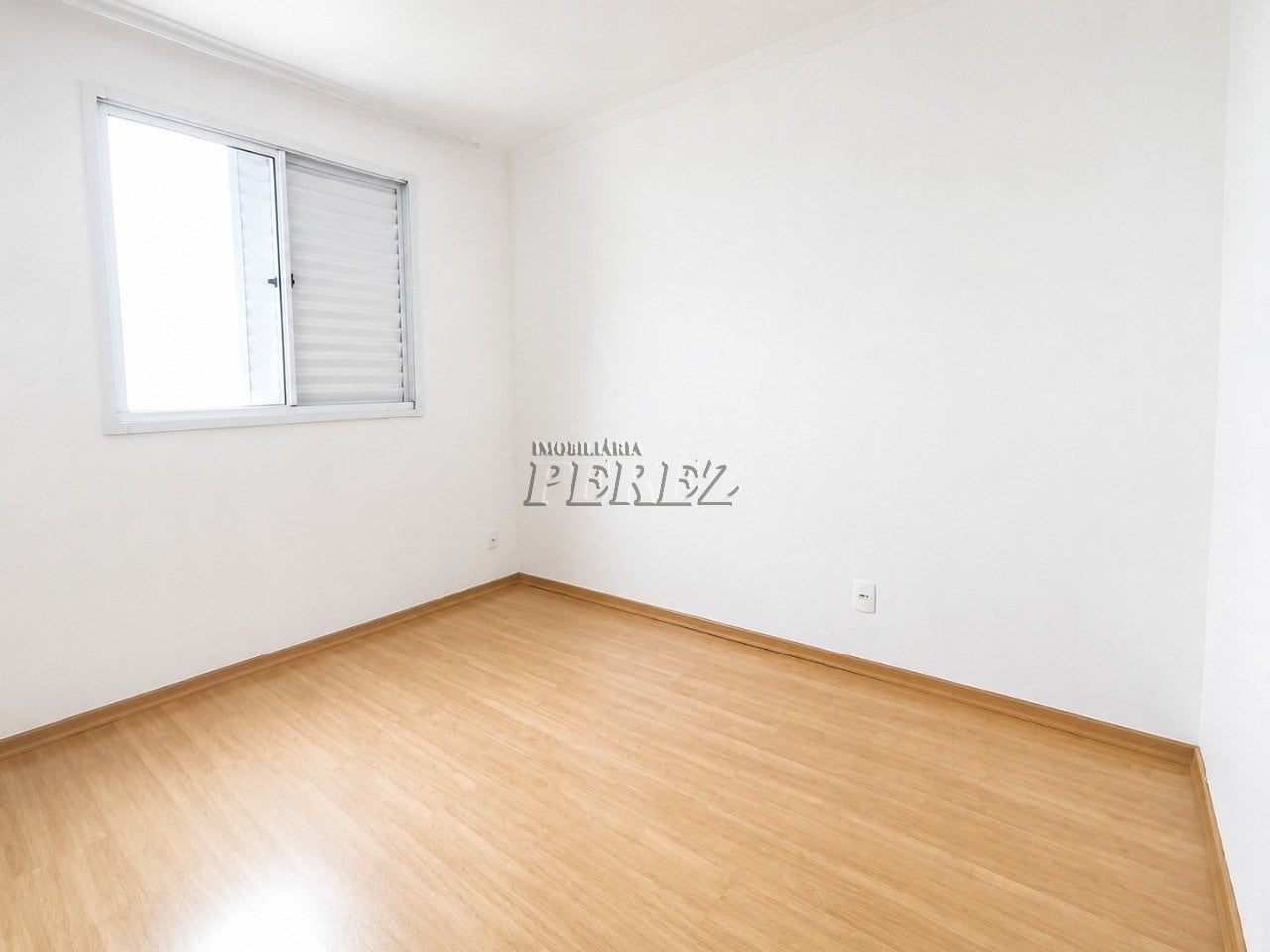 Apartamento à venda no Acquaville na região leste de Londrina - Lago Maggiore