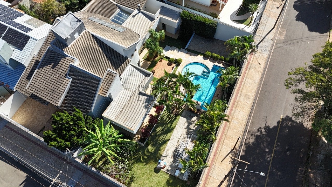 Sobrado comercial e residencial para alugar no Caravelle na região leste de Londrina