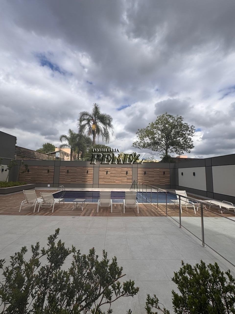 Apartamento à venda no Edifício Lunaparque na região oeste de Londrina
