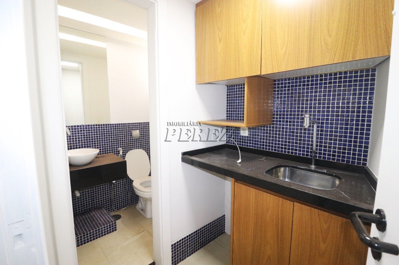 Sala comercial para alugar no Comercial Mercúrio na Rua Espírito Santo, no Centro de Londrina.