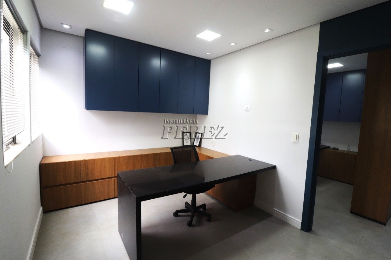 Sala comercial para alugar no Comercial Mercúrio na Rua Espírito Santo, no Centro de Londrina.