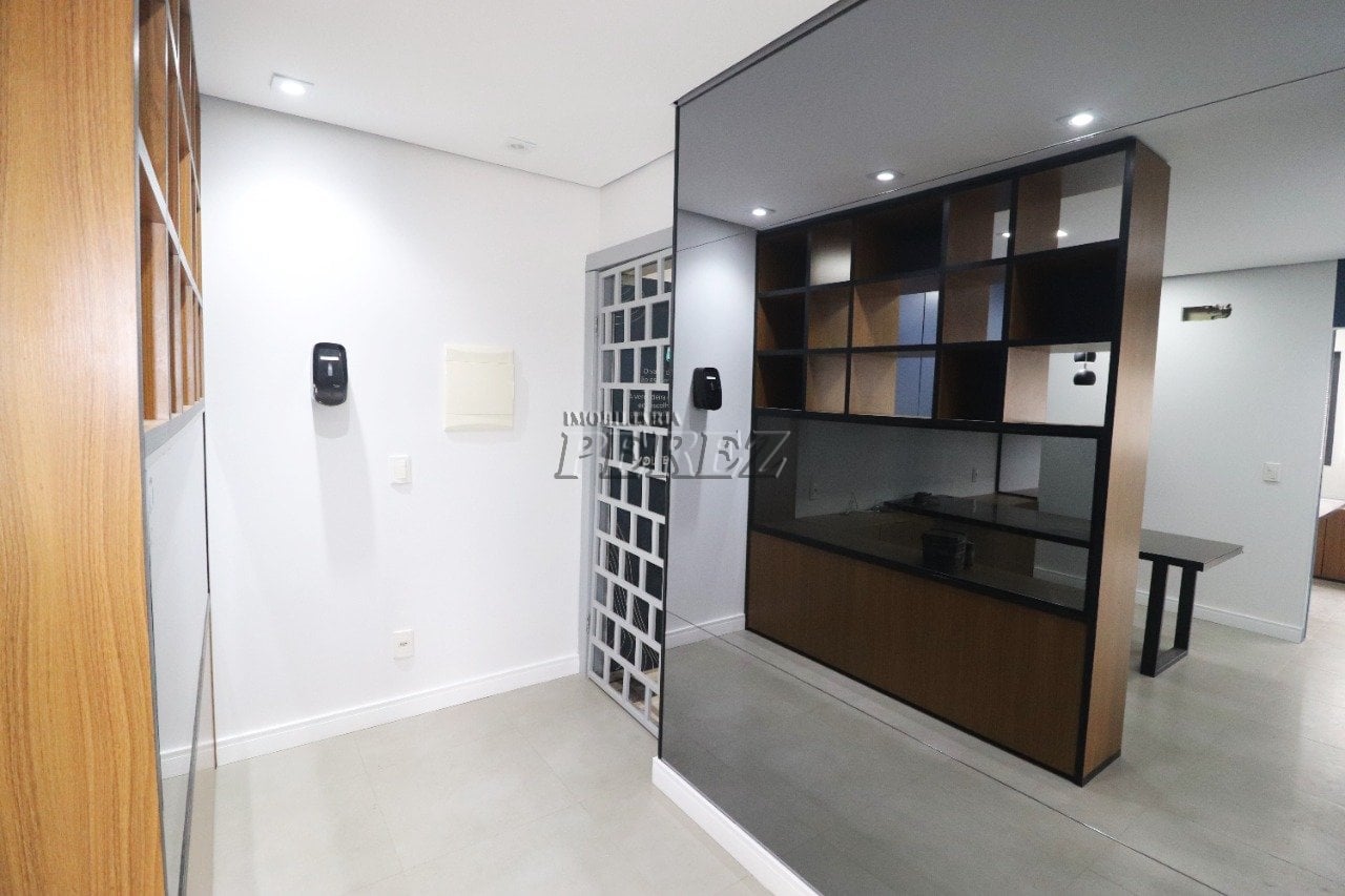Sala comercial para alugar no Comercial Mercúrio na Rua Espírito Santo, no Centro de Londrina.