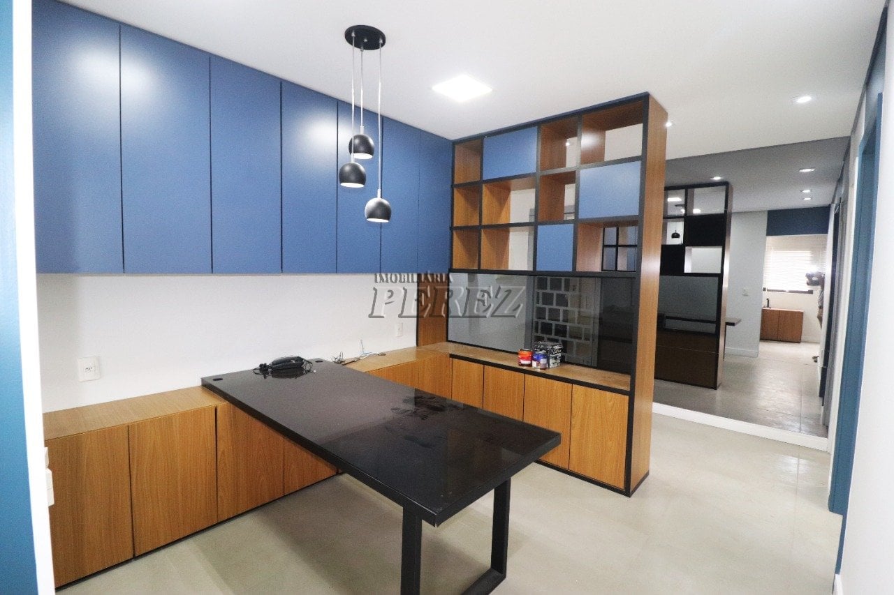 Sala comercial para alugar no Comercial Mercúrio na Rua Espírito Santo, no Centro de Londrina.