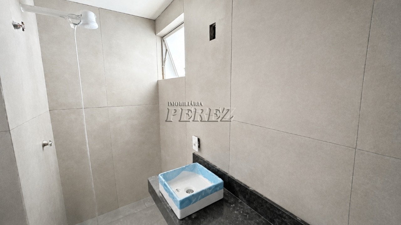 Apartamento à venda no Residencial Park Nações Unidas na região leste de Londrina