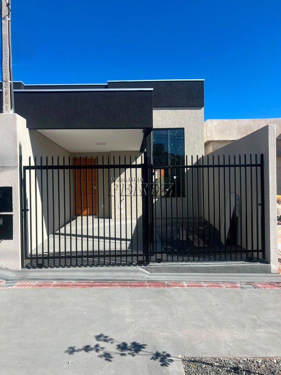Casa à venda no Jardim Montecatini na região leste de Londrina