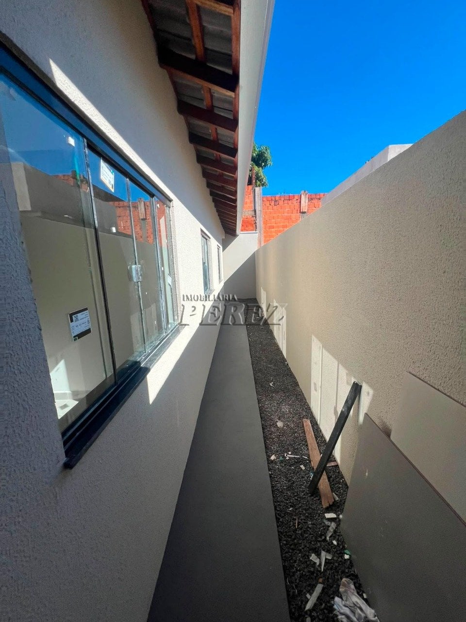 Casa à venda no Jardim Montecatini na região leste de Londrina