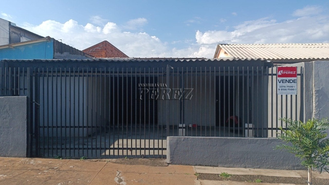 Casa à venda no Ernani Moura Lima na região leste de Londrina