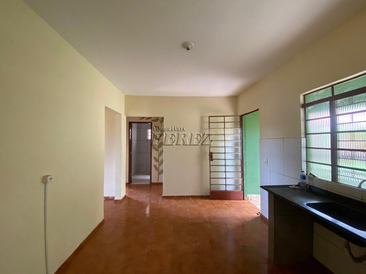 Casa para alugar na região oeste de Londrina - Colúmbia