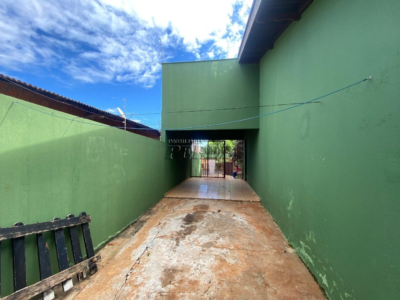 Casa para alugar na região oeste de Londrina - Colúmbia