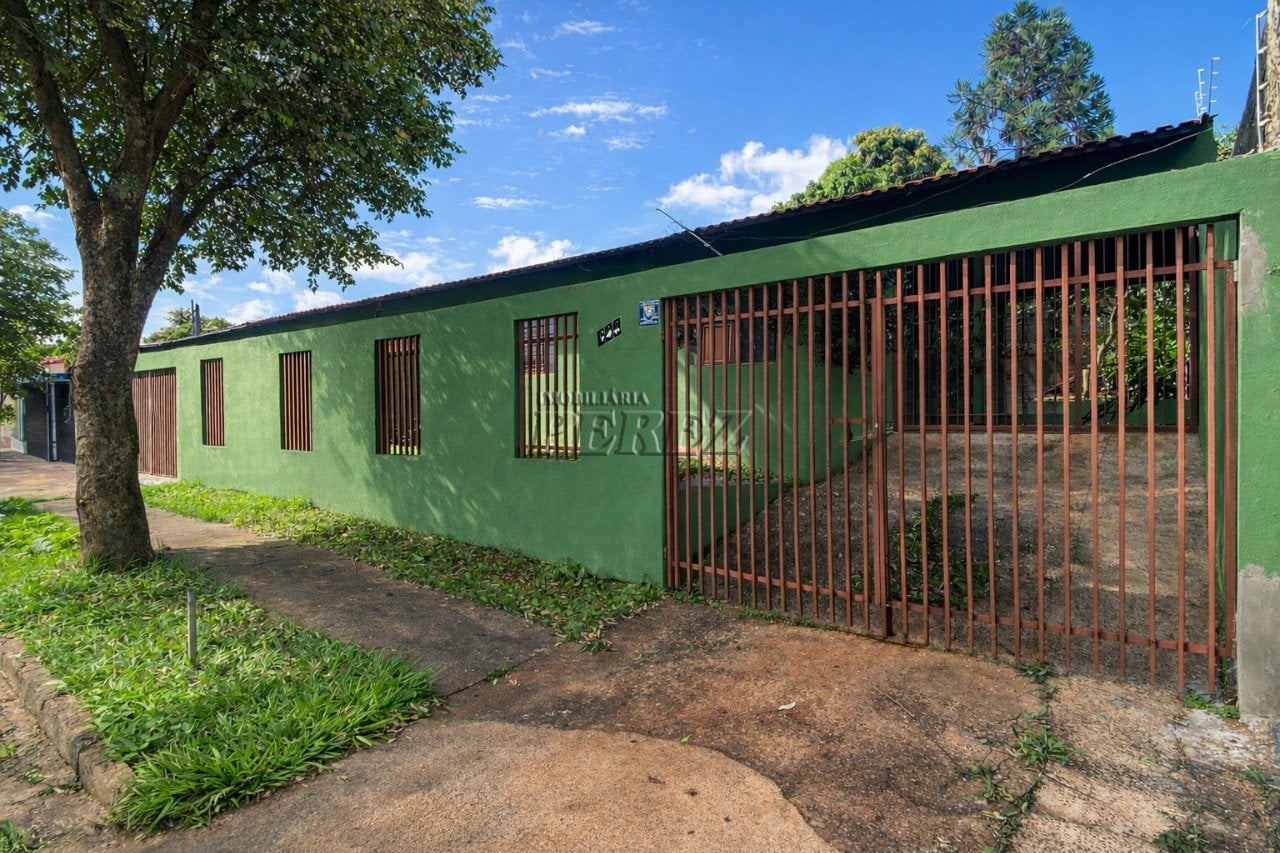 Casa para alugar na região oeste de Londrina - Colúmbia