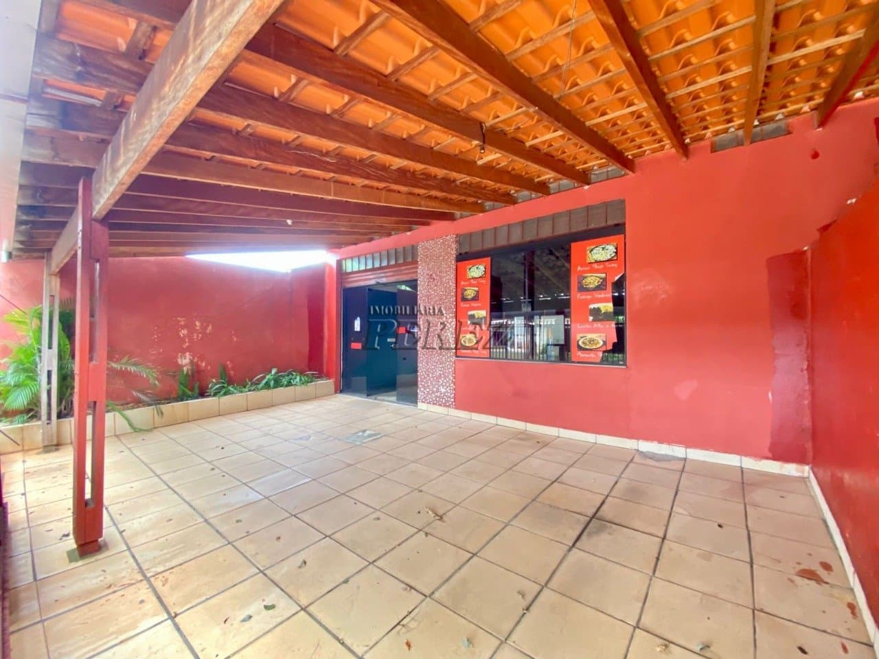 Loja comercial para alugar na região norte de Londrina - Santa Rita
