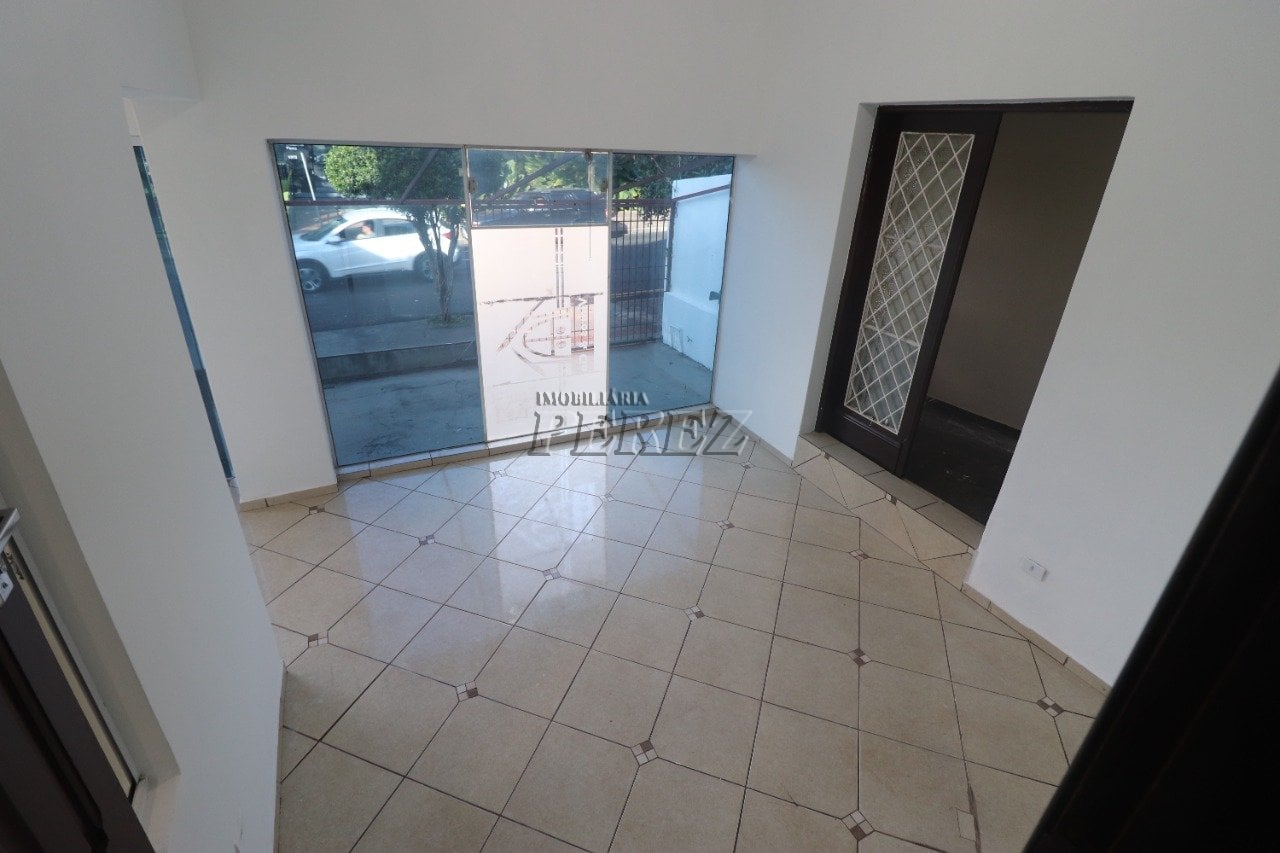 Imóvel comercial à venda e locação na Rua Brasil - Centro de Londrina