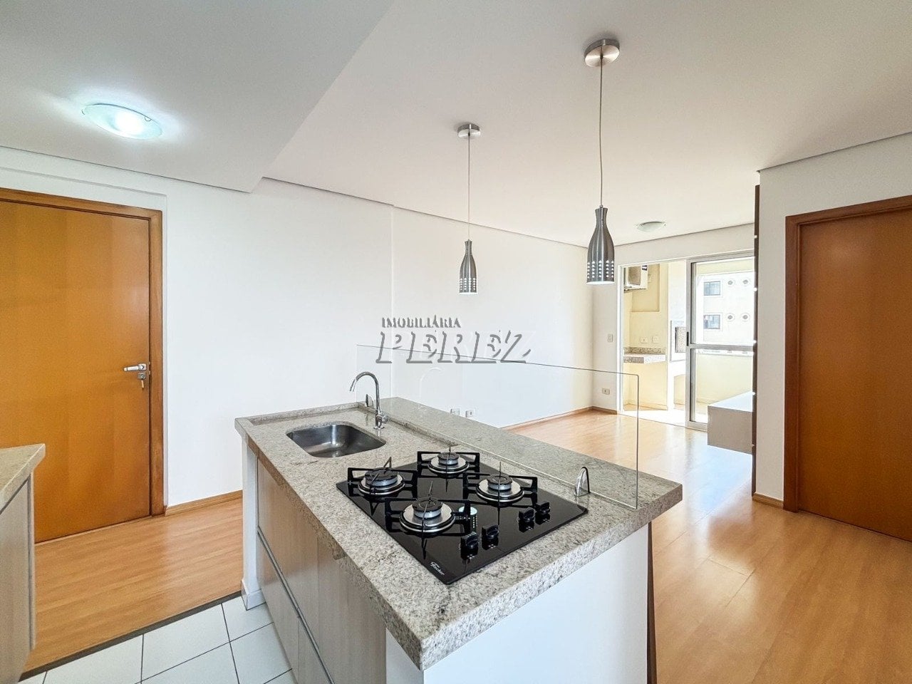 Apartamento à venda no Edifício Soho no centro de Londrina - Rua Paranaguá