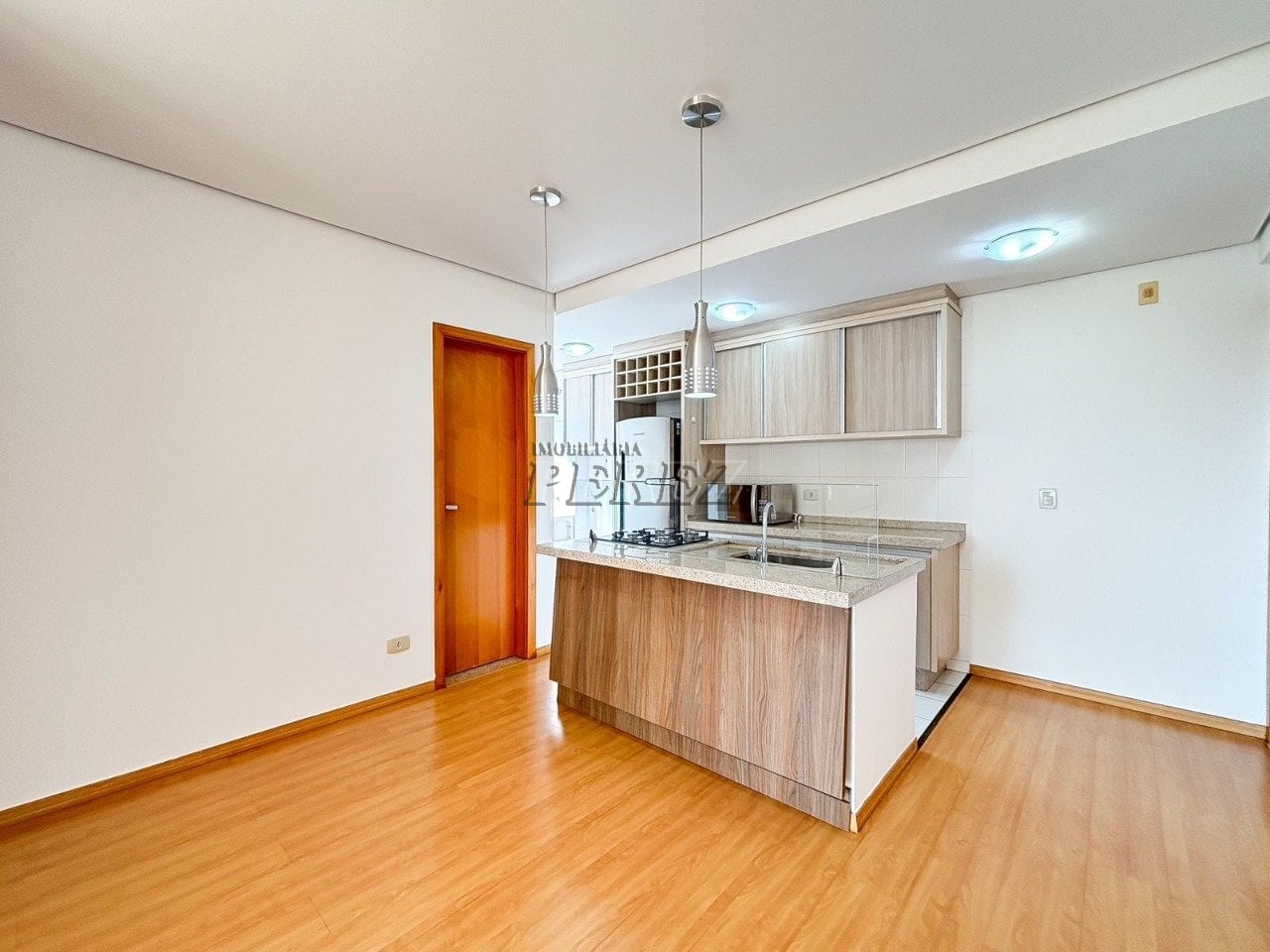 Apartamento à venda no Edifício Soho no centro de Londrina - Rua Paranaguá