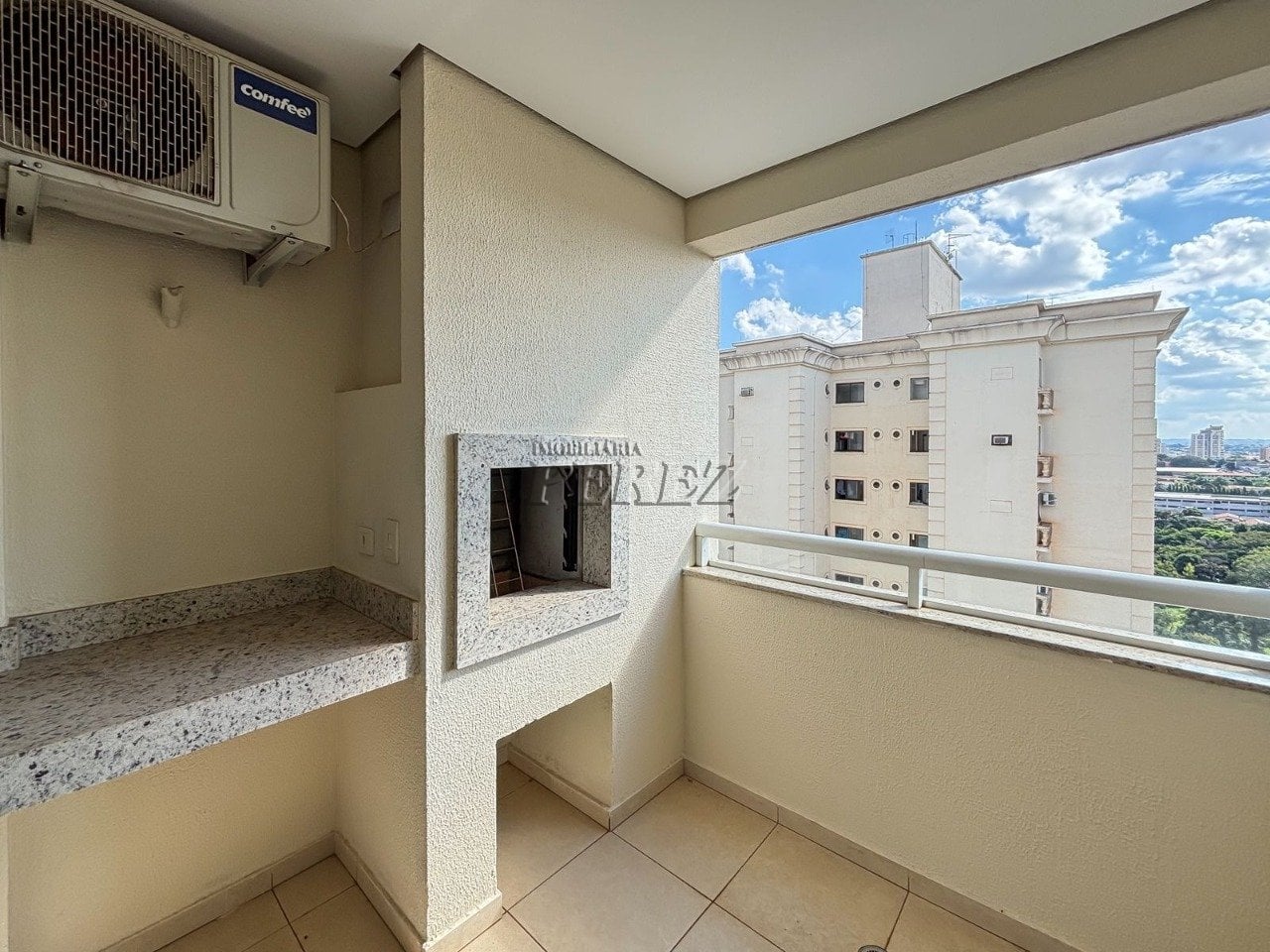 Apartamento à venda no Edifício Soho no centro de Londrina - Rua Paranaguá