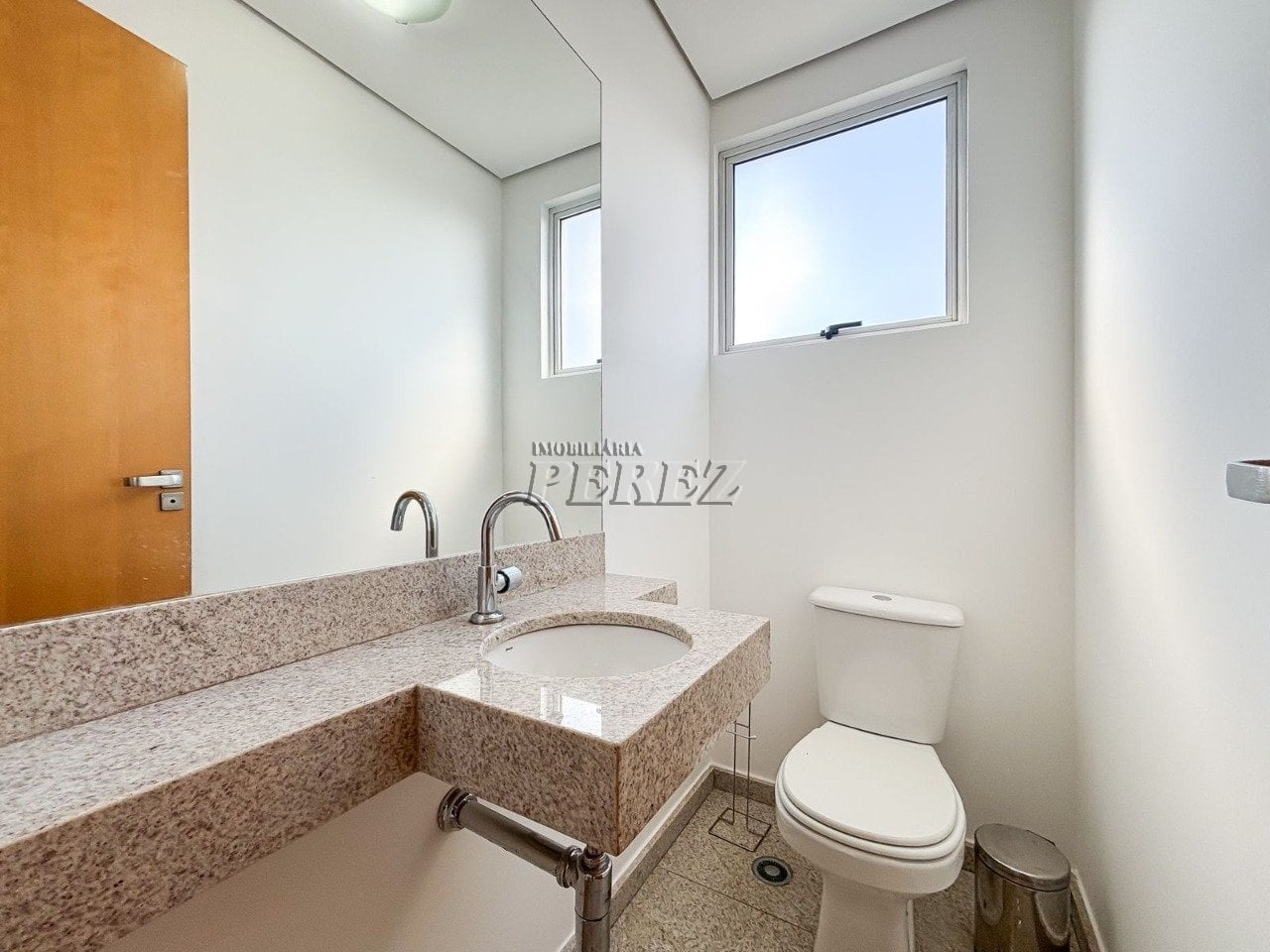 Apartamento à venda no Edifício Soho no centro de Londrina - Rua Paranaguá