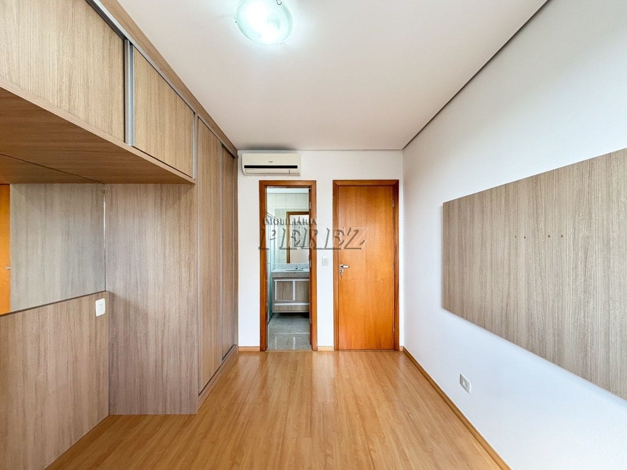 Apartamento à venda no Edifício Soho no centro de Londrina - Rua Paranaguá