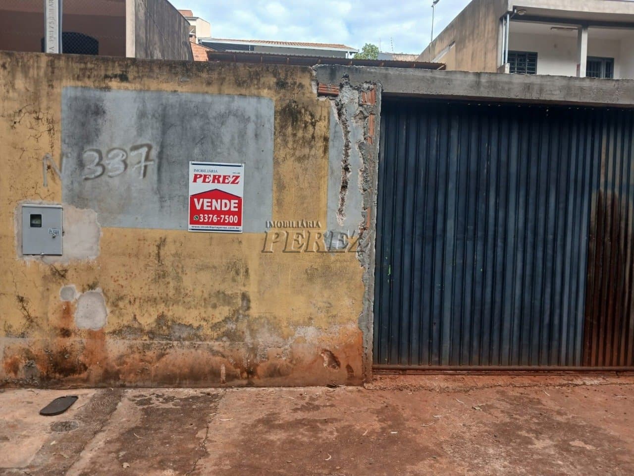Terreno à venda no Jardim Champagnat na região oeste de Londrina