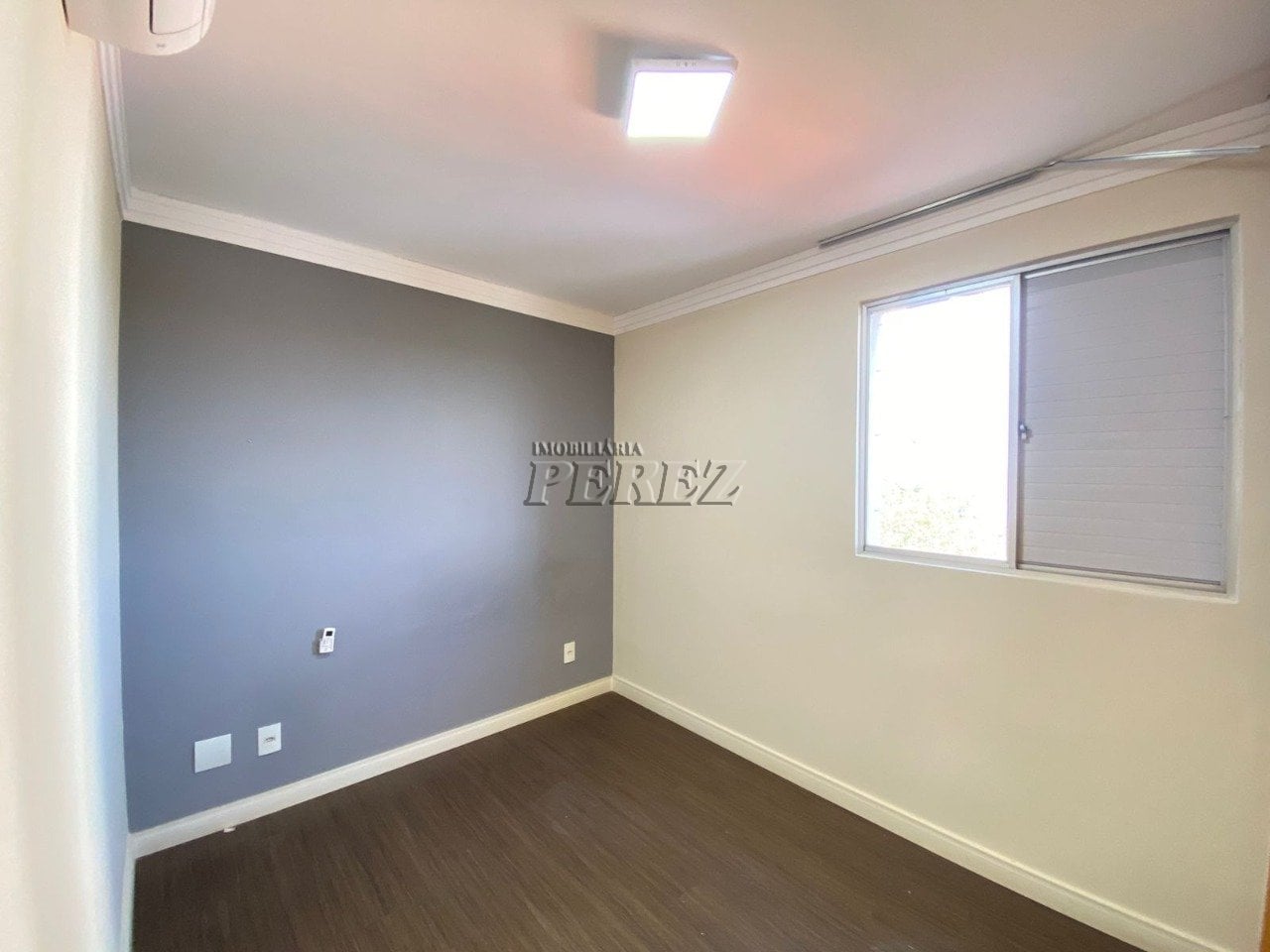 Apartamento para alugar no Edifício Villa D´Este na região oeste de Londrina - Jardim Andrade