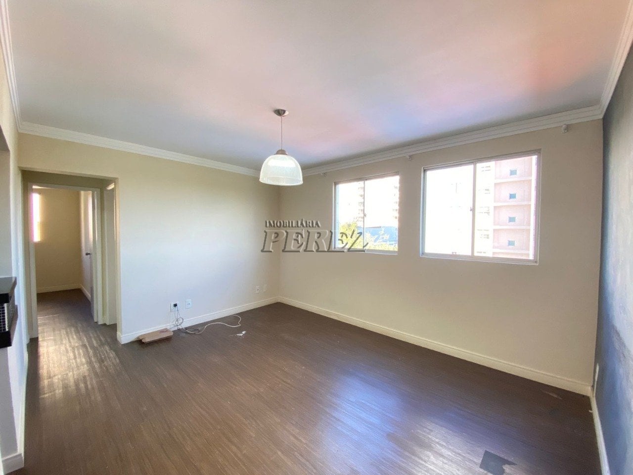 Apartamento para alugar no Edifício Villa D´Este na região oeste de Londrina - Jardim Andrade