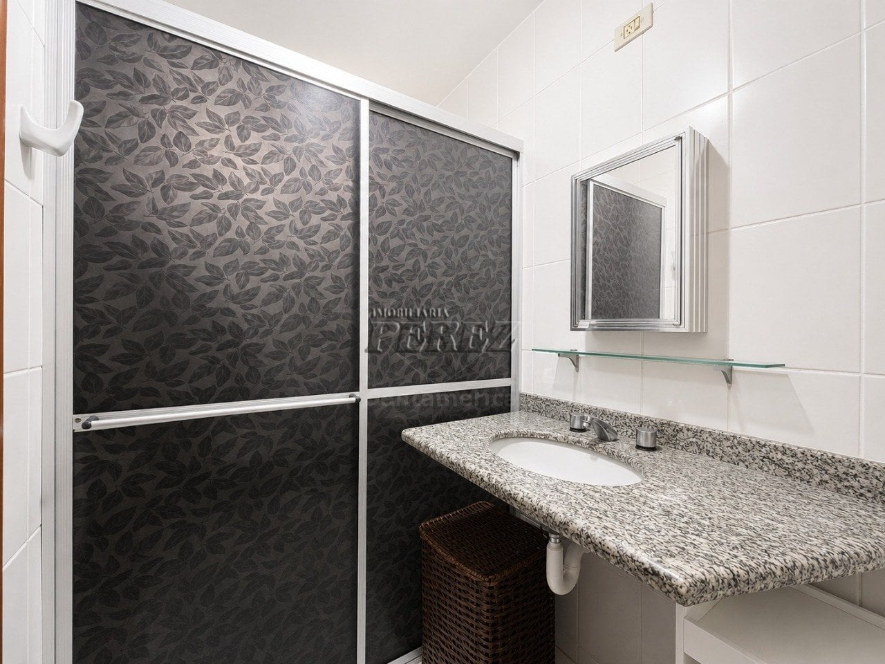 Apartamento à venda no Edifício Aritana na região oeste de Londrina - Dom Bosco