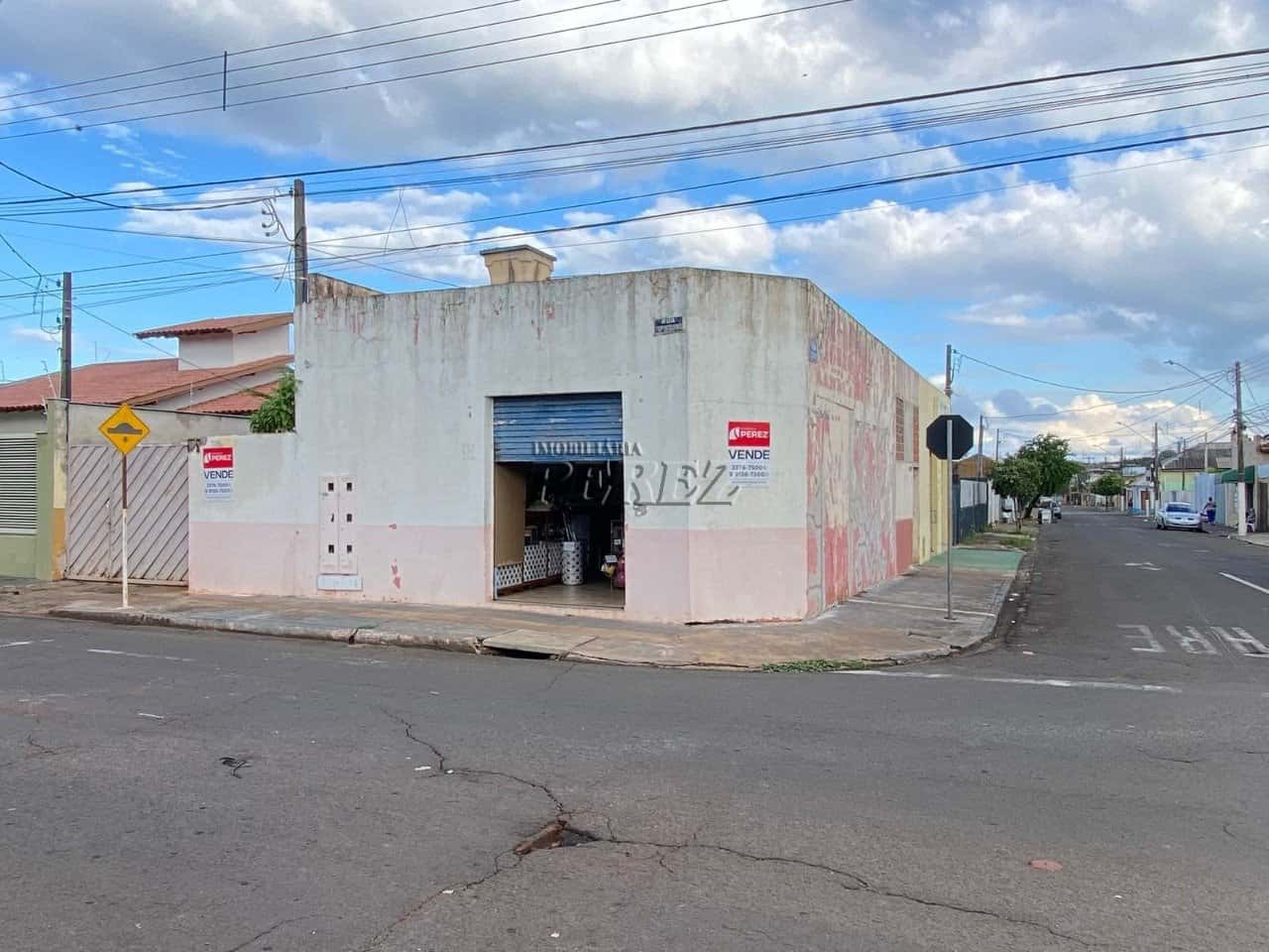 Imóvel comercial à venda na Vila Casoni em Londrina — foto principal