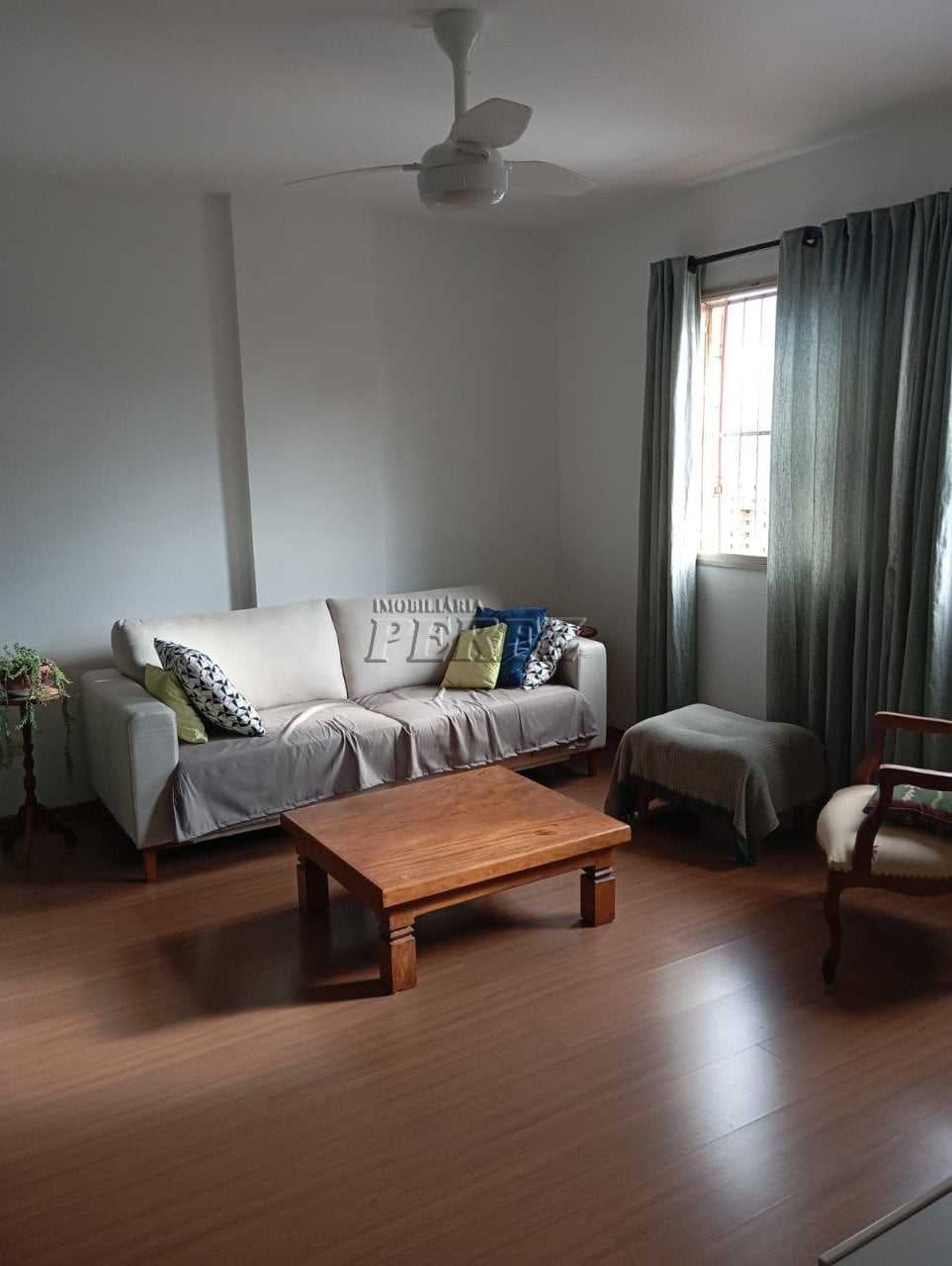 Apartamento à venda no Edifício Corcovado no centro de Londrina