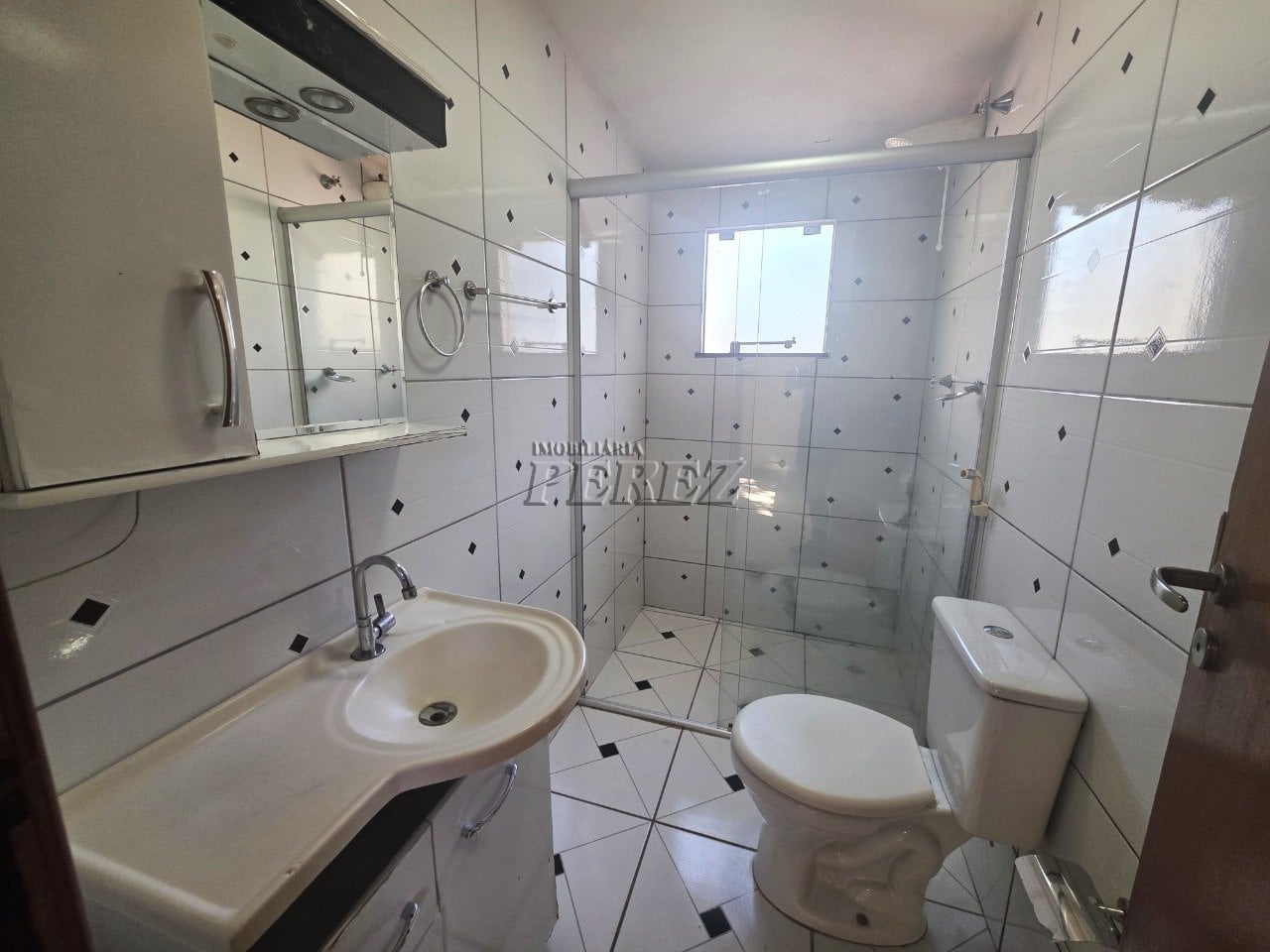 Casa para alugar na região sul de Londrina - Parque das Indústrias