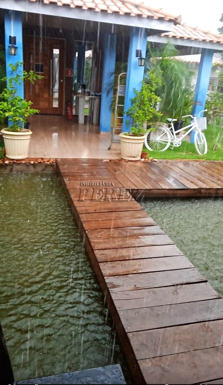 Chácara à venda em Primeiro de Maio - Rua Vinte e Quatro