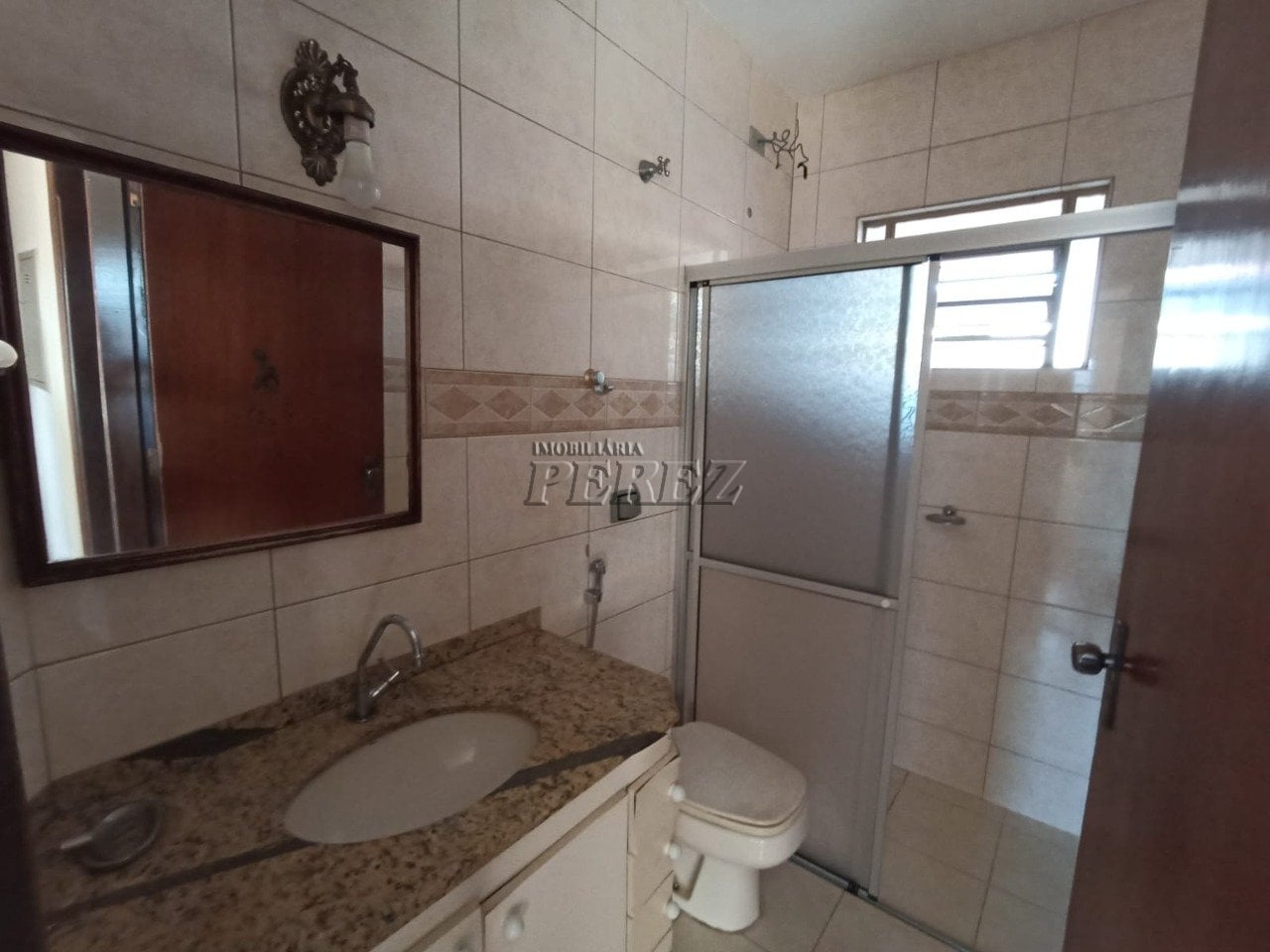 Casa para alugar no Jardim Hedy na região oeste de Londrina