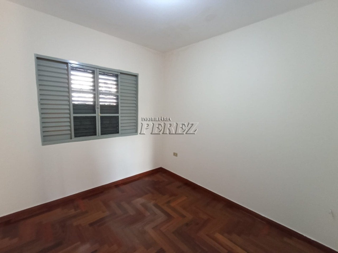 Casa para alugar no Jardim Hedy na região oeste de Londrina